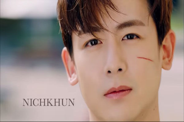 Two Degrees: Nichkhun
